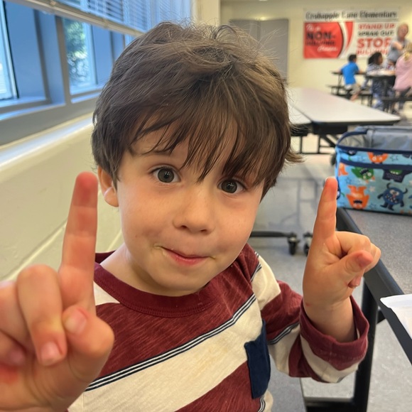 Meet your Posher, Joanie - Picture 4 of 16